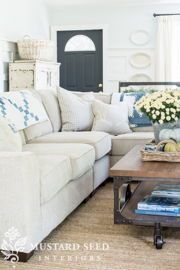 Sofa cushion ideas to style, refresh and update living rooms