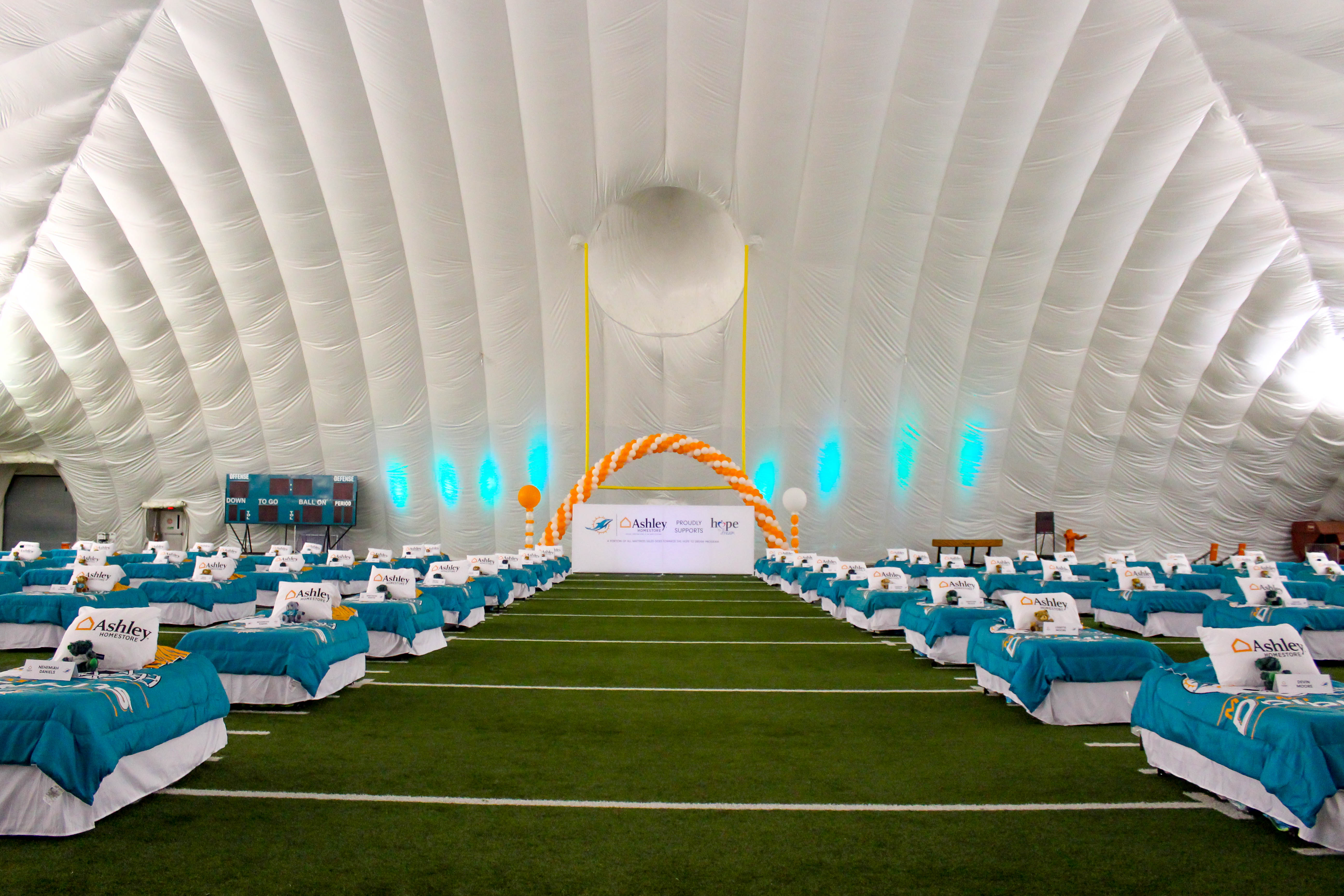 Miami Dolphins partner with City Furniture for Delivering Hopes