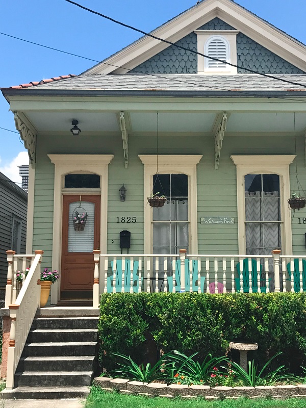 Small house found in new orleans with intricate details