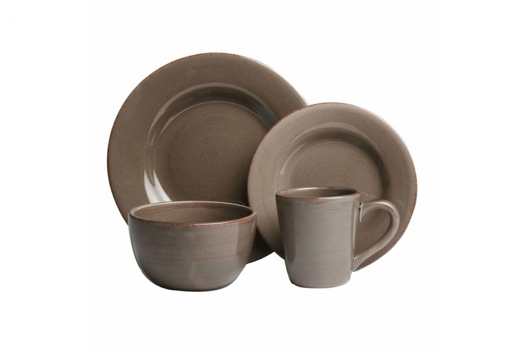 tan dinnerware